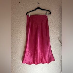 Babaton Fuchsia Satin Midi Skirt